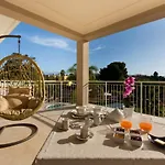 Bed & Breakfast Furoa 4*