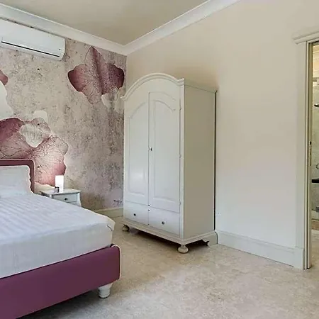 Bed and Breakfast Furoa 4*
